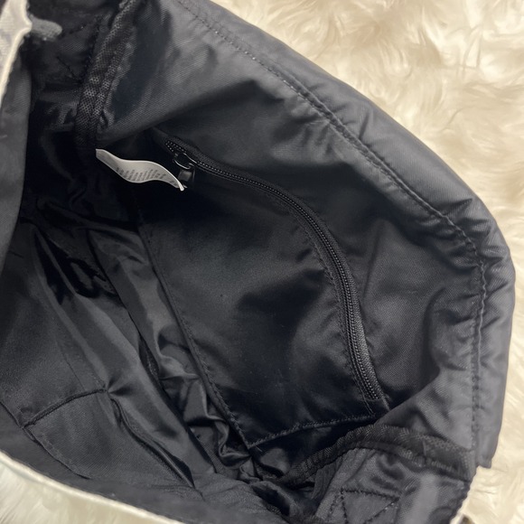 KAVU Crossbody Bag Gray Black Canvas Aztec Print Adjustable Strap - Picture 9 of 16